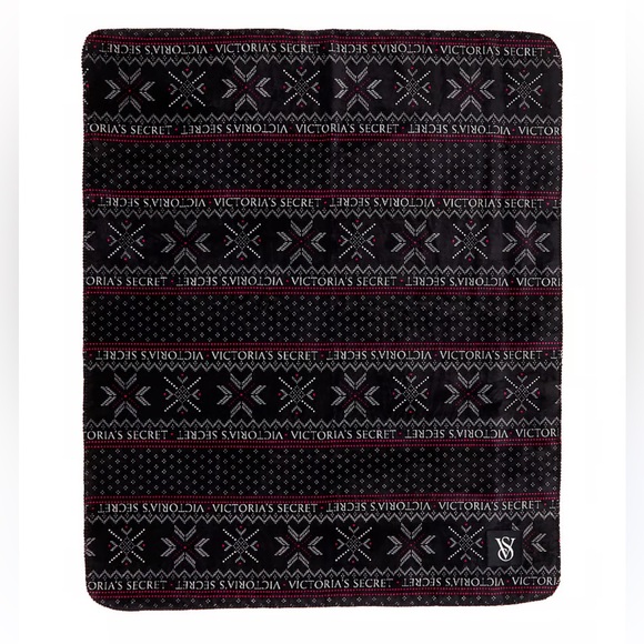 Victoria Secret Cozy Plush Blanket - Picture 4 of 4